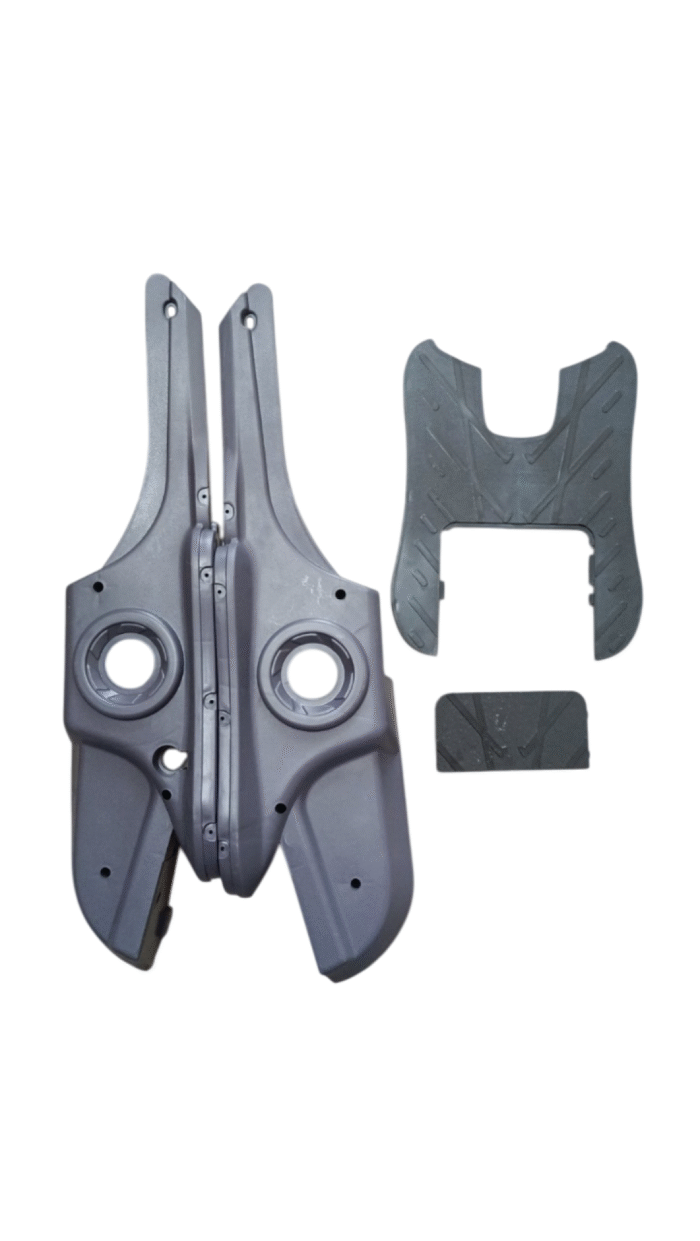 Пластик центральный, боковой нижний для Crosser E-Delta