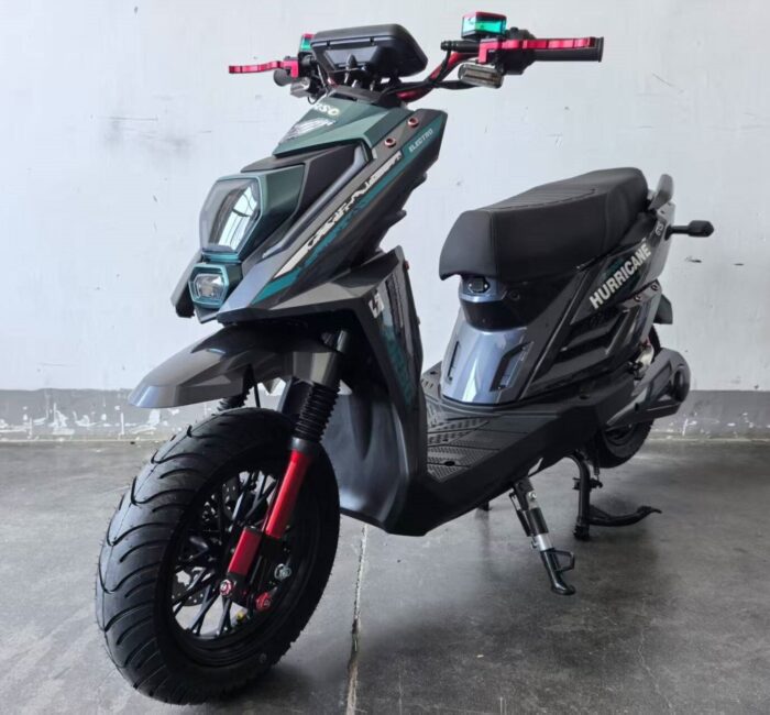 1761208886_68f9ea363f456 Электроскутер Corso «HURRICAN» 2500W литий-железо-фосфатный 72V/40Ah