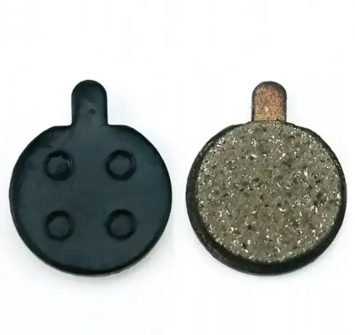 Тормозные колодки Crosser Т4 18мм маленькие с усиком (пара)