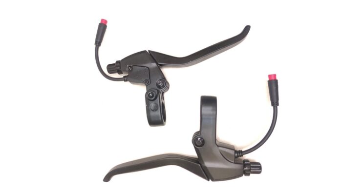 Ручки тормоза Dominator (пара)