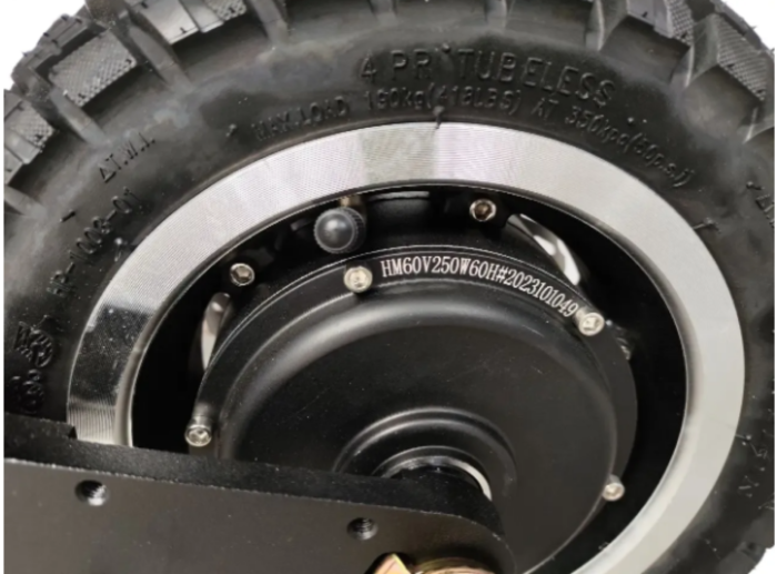 1730277867_6721f1eb85f66 Электросамокат Tecros s03 (2 х 3000 Вт 60v 40Ah) Полный привод 2025 года