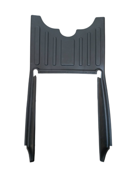 1737035850_6789104a8b588 Пластиковая центральная накладка под ноги для Crosser TR-1