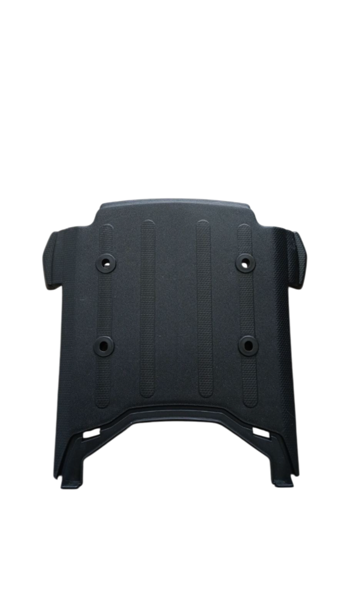 Пластиковая накладка под багажник передняя для Crosser E-Delta