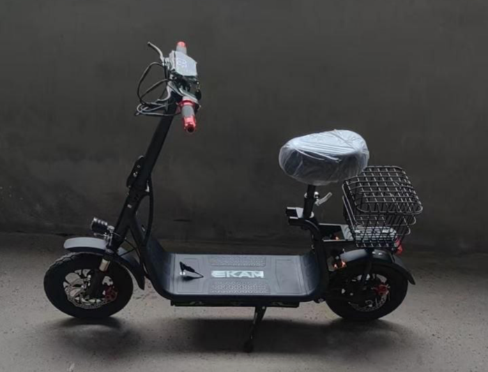 1756371732_68b01b149909c Электросамокат X-Scooter EKAM KM-15+ амортизаторы и корзинка!