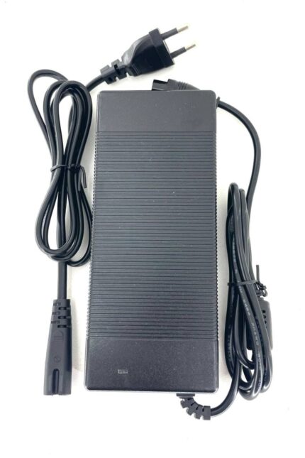 1756721162_68b5700a6a125 Зарядное устройство для Crosser Т4 - 2А оригинал