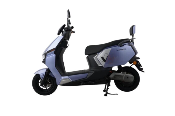 Электроскутер Crosser V7 1600W 72V 24Ah