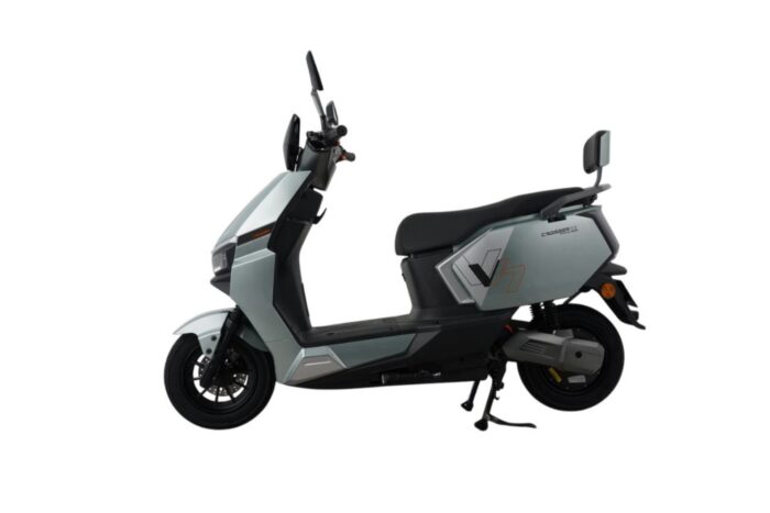 Электроскутер Crosser V7 1600W 72V 24Ah