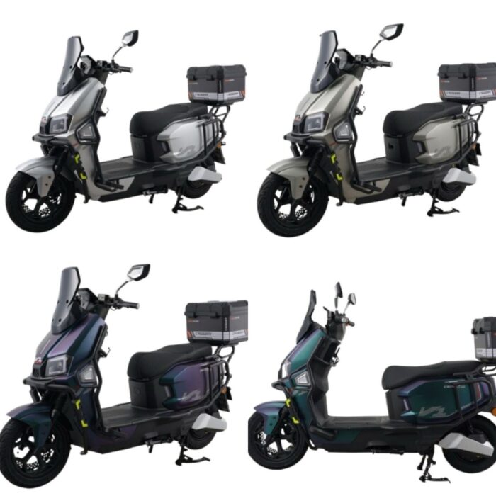 1763714470_692025a6ce60d Электроскутер Crosser V1 2000W 72V 23Ah