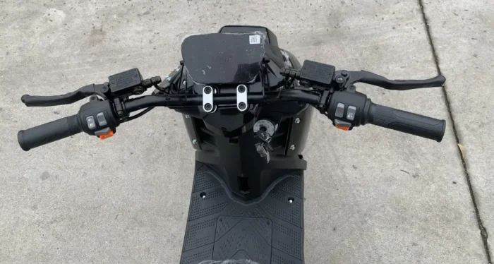 Электромопед Tecros T600 72V 100Ah 80 км/ч