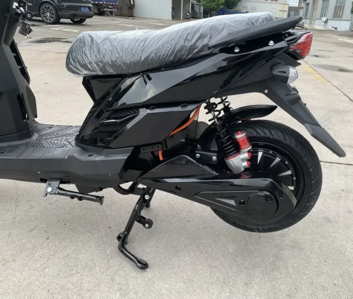 Электромопед Tecros T600 72V 100Ah 80 км/ч